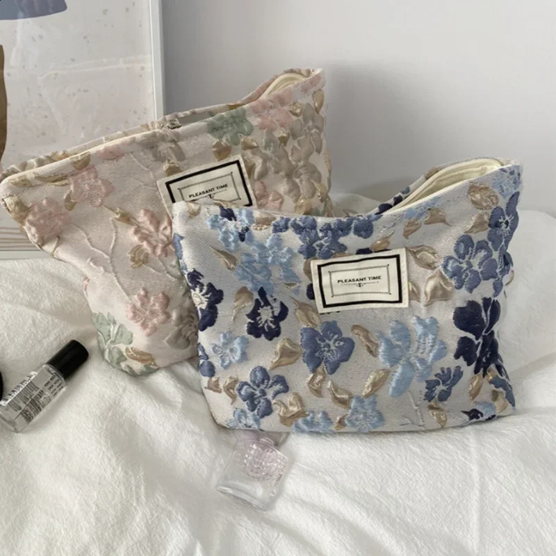Makeup Bag Womens Flower Box Organizer Korean Embroidery Travel Corduroy Canvas Beauty 240723