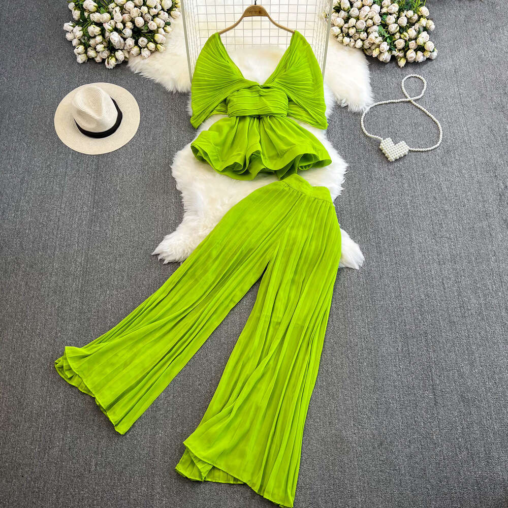 Fashionable Suit for Women with Three Curtilages, Pleated Bat Sleeves, V-neck, Waistband, Lotus Leaf Hem Top, Two-piece Set of High Waisted Wide Leg P