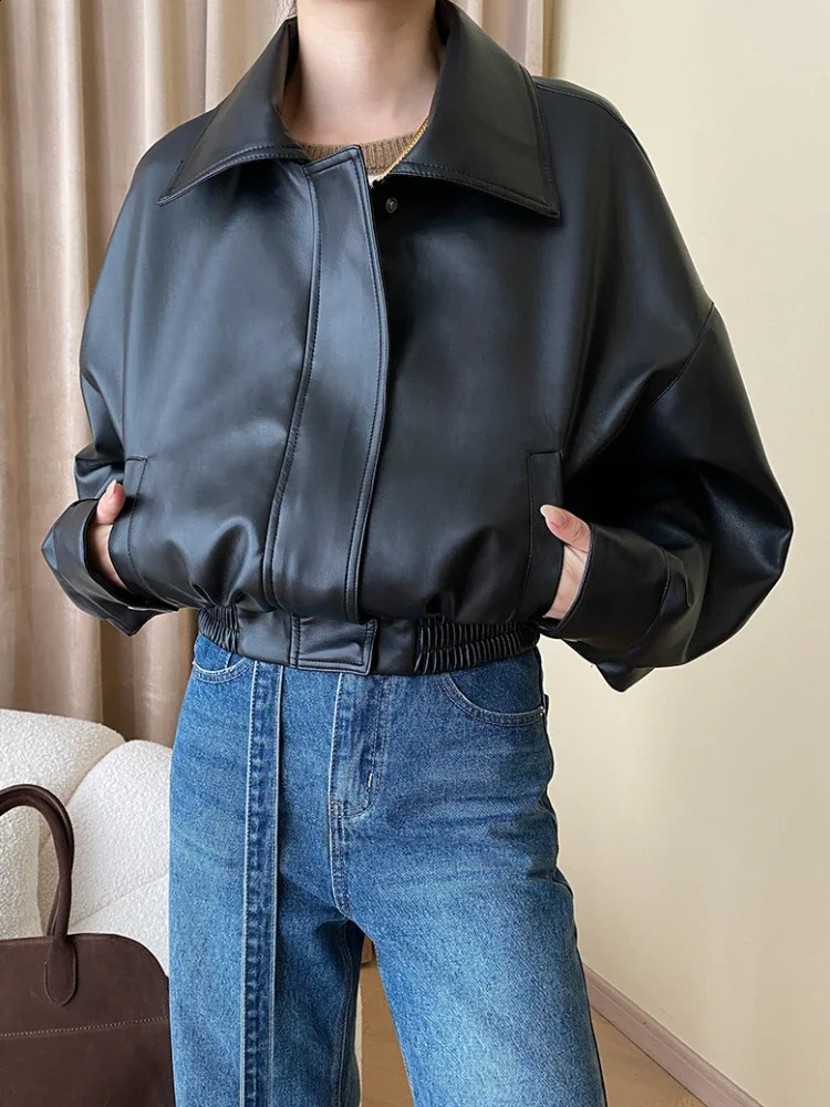 Vintage Cropped Motorcycle Leather Jacket for Women Spring Autumn Trend Simple Solid Casual PU Leather Oversize Jackets 240723