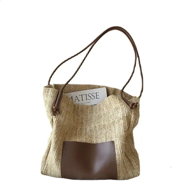 Instagram Vintage Woven Tote Bag Holiday Style Grass Woven Bag Shoulder Bag Large Capacity Shopping Bag Beach Bun Mother Bag 240723