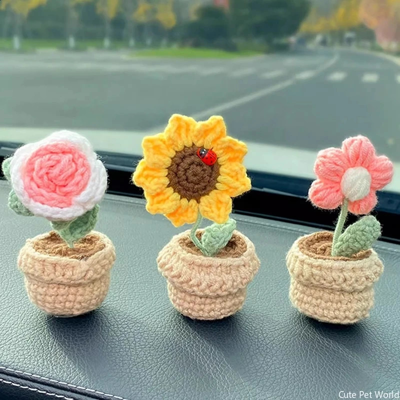 Mini crochet flower pot tulip sunflower plum blossom artificial handmade table decoration day gift wedding guest 240724
