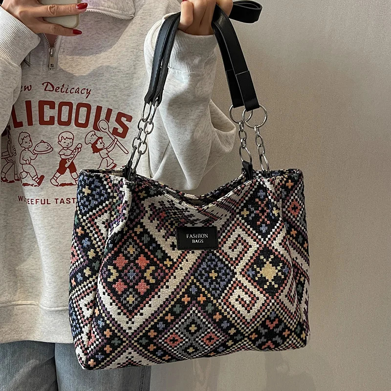 Ethnic style canvas bag large capacity Communicating Versatile shoulder bag womens personalized and fashionable single shoulder handbag 240903