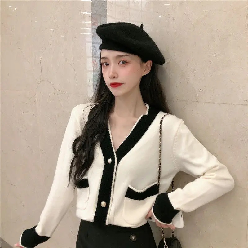Vintage Women Cardigan Korean Autumn Pearl Button Knitted Sweaters Korean Elegant Office Lady Patchwork Casual Knitwear Top 240723