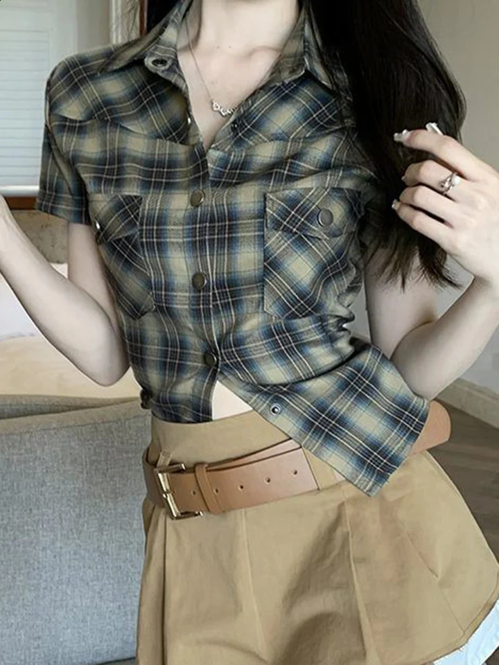 Zoki Vintage Slim Women Plaid Shirt Casual Harajuku Short Sleeve Blouse Summer Retro Korean Single Breasted Simple Lady Tops 240723