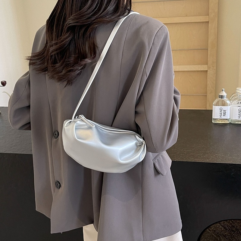 Single shoulder Korean version pleated cloud silver niche design backpack large capacity commuting casual versatile bag for women H724#22 ddmy 70f8