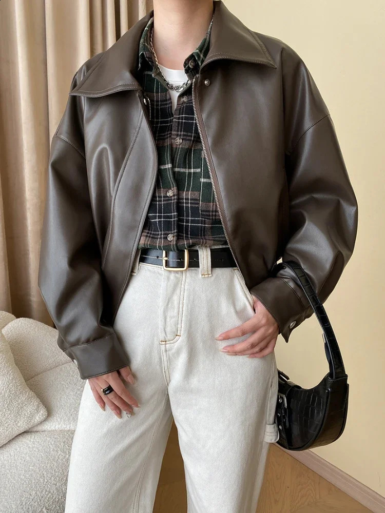 Vintage Cropped Motorcycle Leather Jacket for Women Spring Autumn Trend Simple Solid Casual PU Leather Oversize Jackets 240723