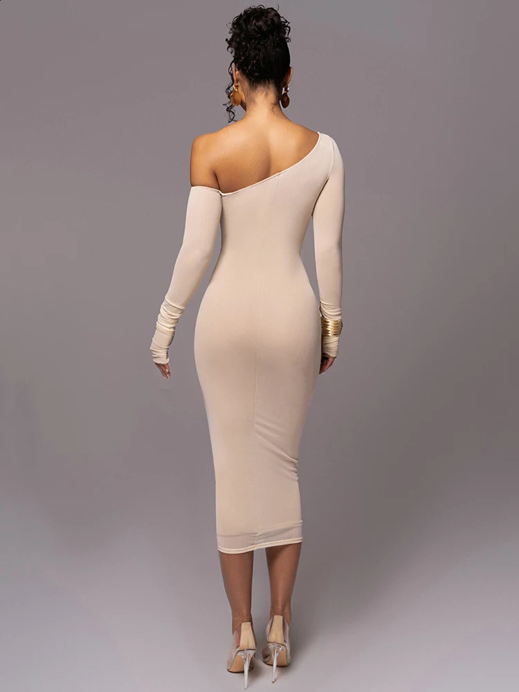 Mozision Diagonal Collar Long Sleeve Midi Dress For Women Two Layer Mesh Backless Ruched Bodycon Club Party Sexy Long Dress 240816