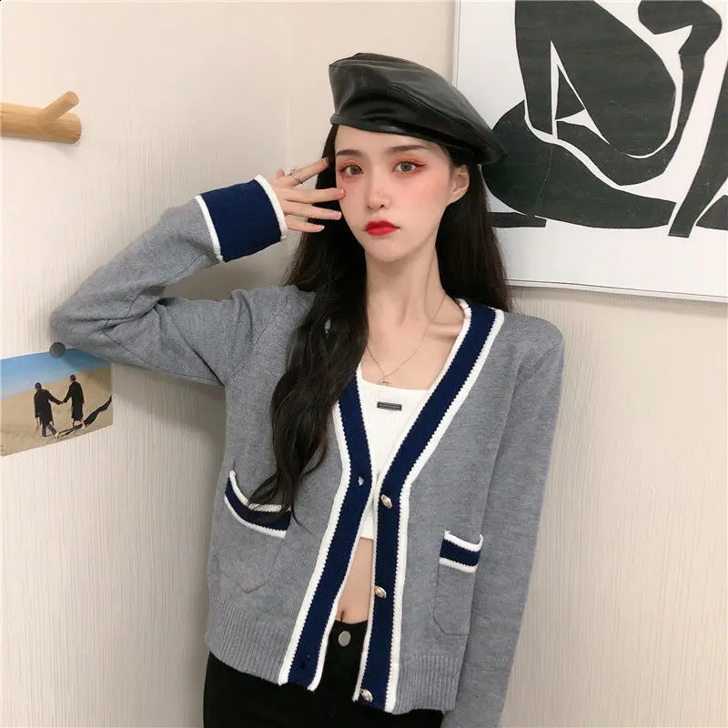 Vintage Women Cardigan Korean Autumn Pearl Button Knitted Sweaters Korean Elegant Office Lady Patchwork Casual Knitwear Top 240723