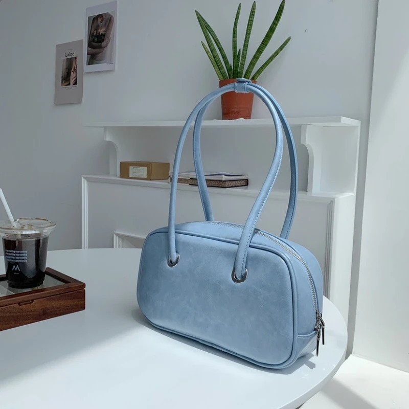 Retro Oil Wax Textured Underarm Bag Large Capacity Shoulder Bag Handbag Boston Pillow Bag Womens Bag 240723