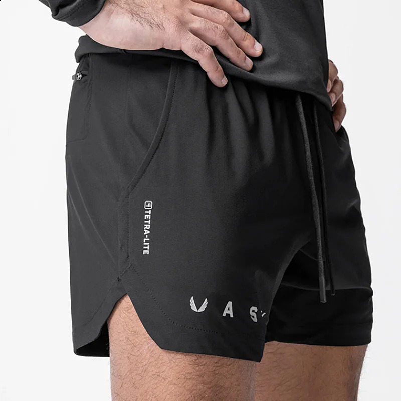 Mens summer gym shorts loose and quick drying mens outdoor leisure running sports fitness jogging basketball 240723