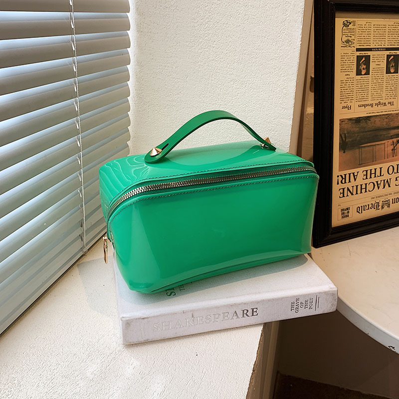Tote bag 2024 Korean version of the handheld cosmetic bag female large-capacity fashion advanced sense of portable travel wash bag transparent storage