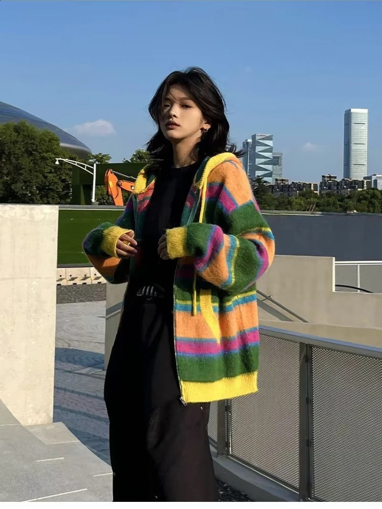 Y2k Zip Rainbow Stripe Sweater Hooded Cardigan Women Retro Zip Up Jumpers Jacket High Street Loose Korean Style Knitted Tops 240724