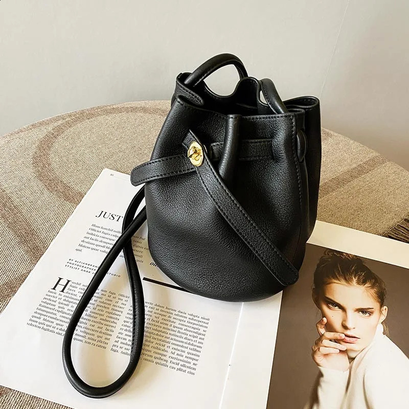 Litchi Pattern Womens Bucket Bag with Lock Cylinder Shoulder Bag Crossbody Small Bag Mobile Phone Bag 240724