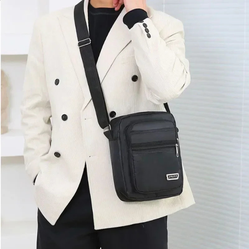Men Nylon Shoulder Bag Messenger Casual Waterproof Zipper Pocket Handbag Fashion Tote Travel Male Crossbody Bags 240723