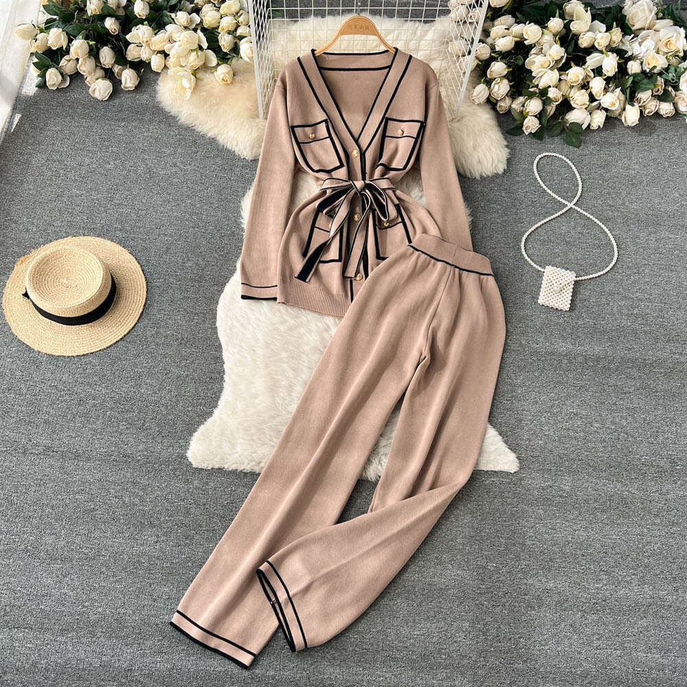 Autumn and Winter Gentle Wind Contrast Color for Women+long Sleeved V-neck Lace Up Knitwear+hanging Wide Leg Pants Two Piece Set High Waist Dress Deni