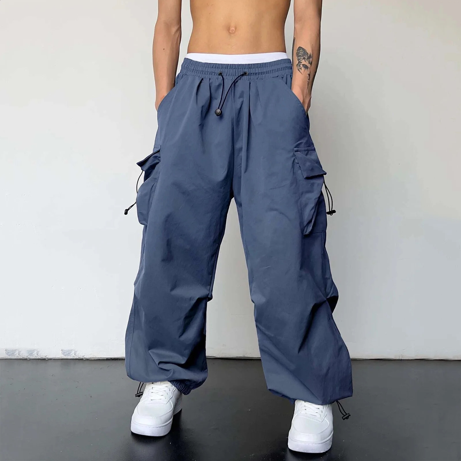 Streetwear cargo pants mens oversized wide leg Trouser hiphop elastic waist solid with multiple pockets loose pocket 240812