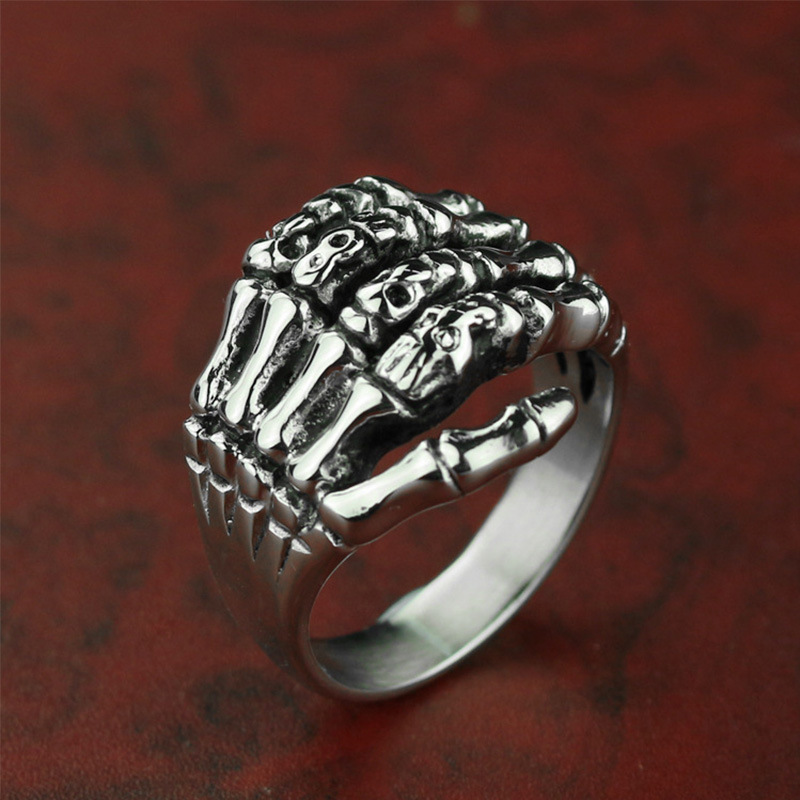 Hip Hop Skeleton Hand Ring for Men Women Vintage Silver Stainless Steel Punk Style Skull Gothic Finger Rings Bone Couple Jewelry Accessories Wholesal
