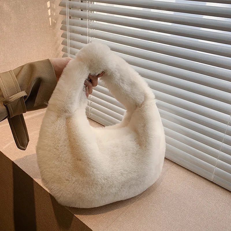 DHXJ Fur Womens Small Half Moon Bag Warm Plush Wrist Bags for Women Fashion Furry Short Handle Clutch Cute Ladies Coin Purses 240822