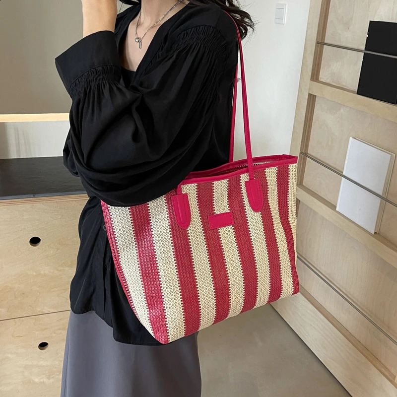 Weave Tote Bag Summer Beach Straw Handbags and Purses Female Bohemian Shoulder Bags for Women Travel Shopping Bags 240724