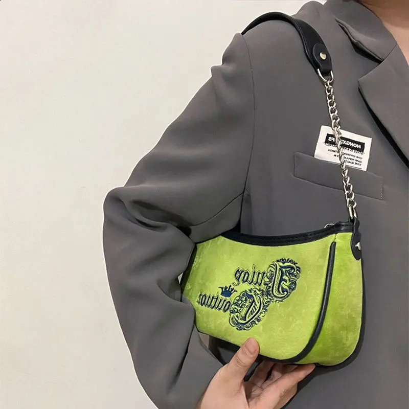 Y2K Vintage Korean Armpit Shoulder Green Underarm Tote Bag Ladies Sling Velvet Saddle Bag Women Zip Purses Party Bagutte Handbag 240730