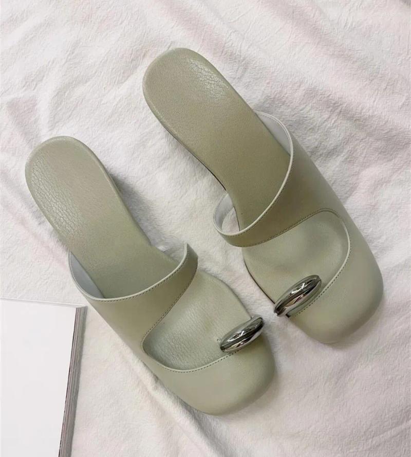 Slippers Designer Women Closed Toe Summer Sandals High Heel Dress Pumps Ladies Flip ps Mules Metal Decor Half 241102