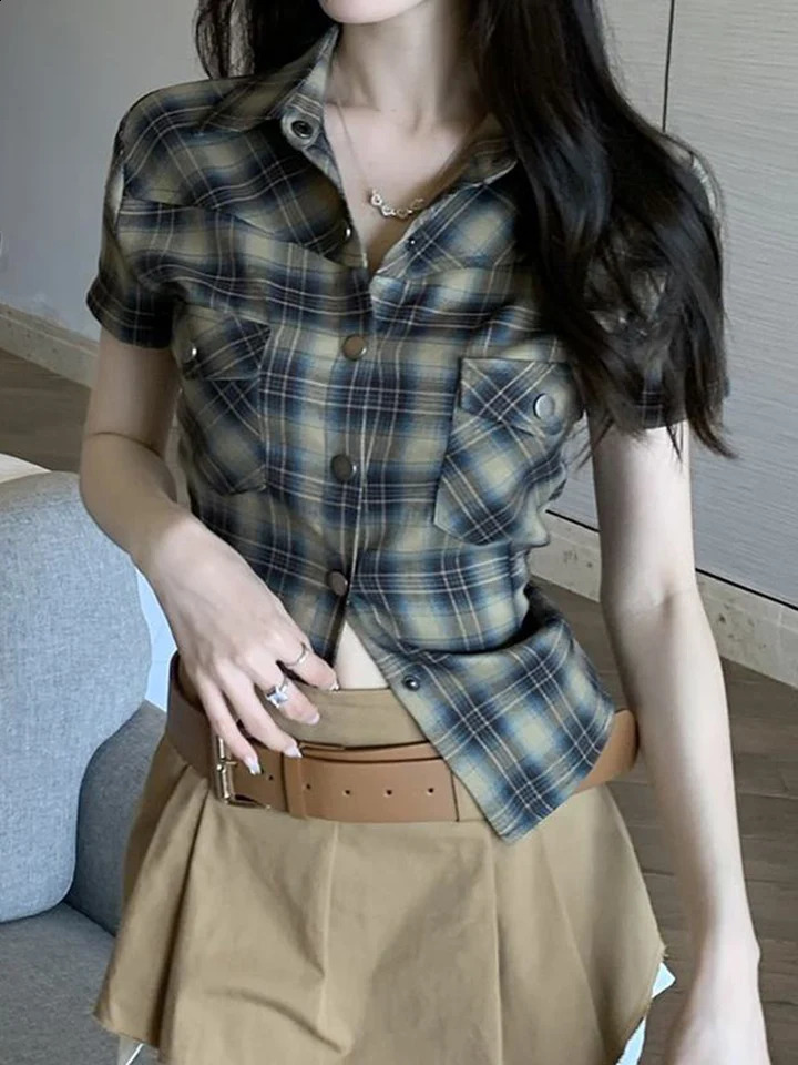Zoki Vintage Slim Women Plaid Shirt Casual Harajuku Short Sleeve Blouse Summer Retro Korean Single Breasted Simple Lady Tops 240723