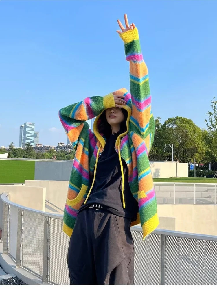 Y2k Zip Rainbow Stripe Sweater Hooded Cardigan Women Retro Zip Up Jumpers Jacket High Street Loose Korean Style Knitted Tops 240724