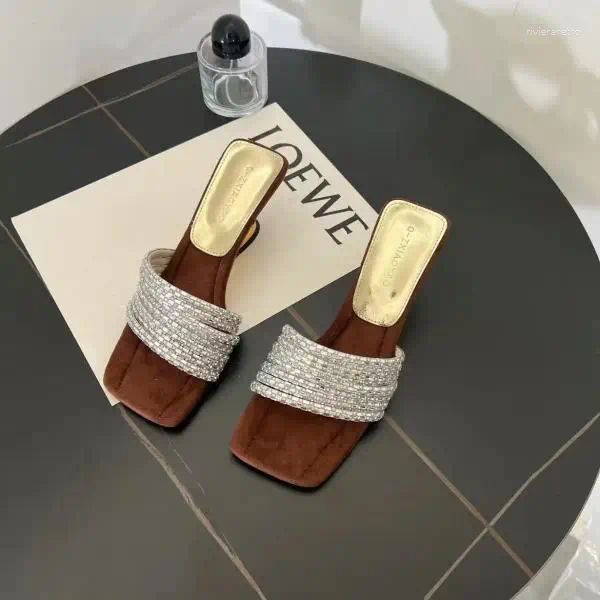 Slippers Shoes Woman 2024 Heels Slides Pantofle Rubber Flip ps Square Toe Low Beige Heeled Sandals High Designer H