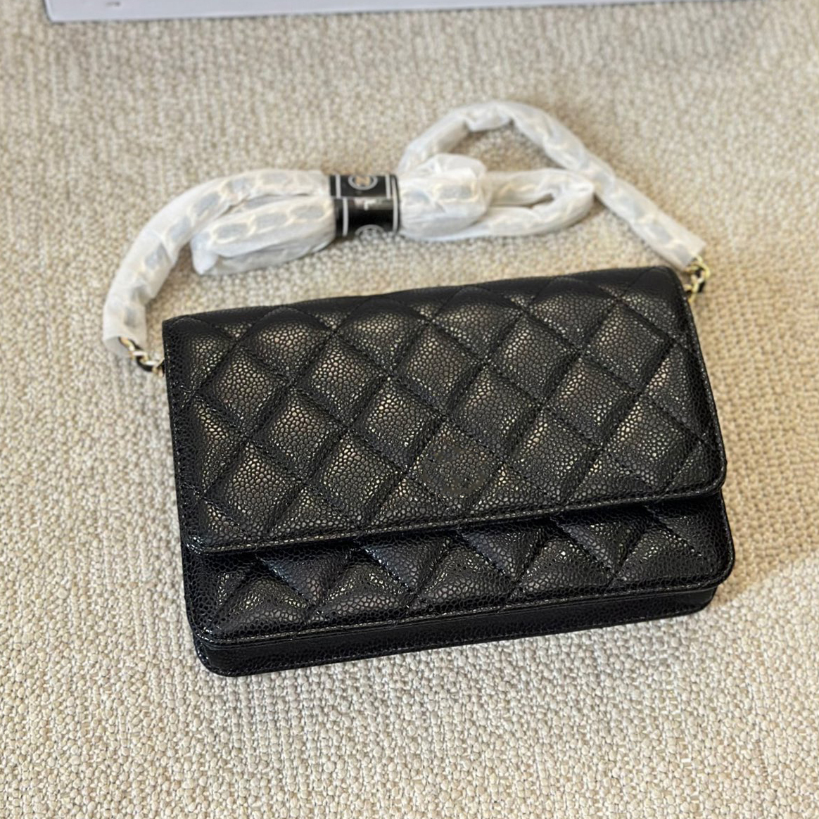 Cosmetic Bags Cases designer crossbody bag chain bag Women shoulder bag Soft sheepskin leather Classic Black bag Handbag Purse