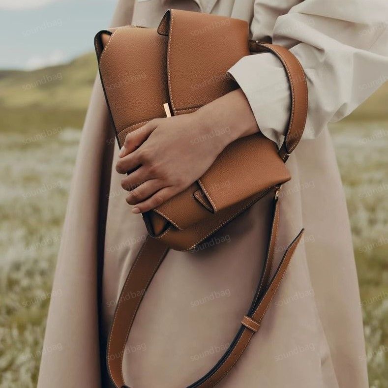 Italy leather Premium Cowhide Paris PoL MOKKI Bag - New Season French Niche , Women Genuine Leather Tote Crossbody Beri Numero Cyme Handbag Designer