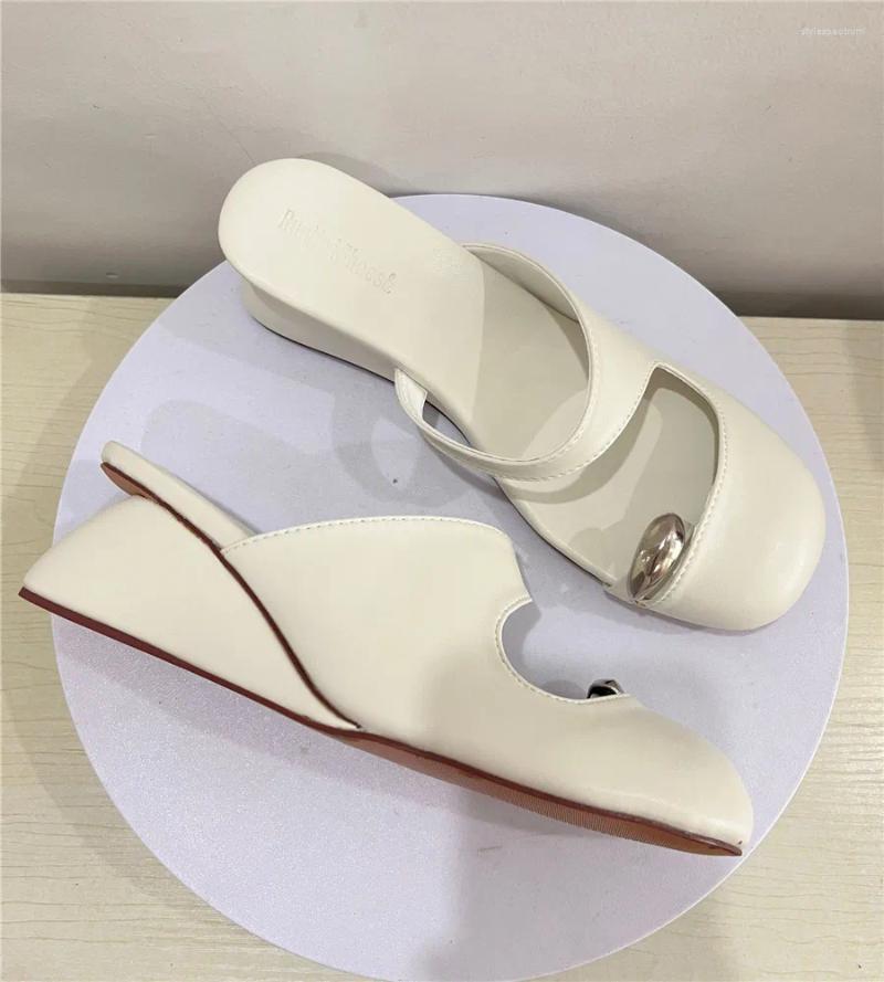 Slippers Designer Women Closed Toe Summer Sandals High Heel Dress Pumps Ladies Flip ps Mules Metal Decor Half 241102
