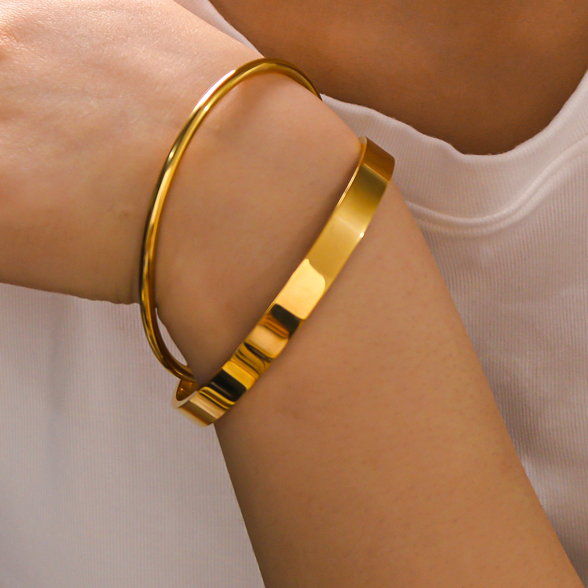 2024 Simple Fashion Ins Top Sell Double Bangles Vintage Jewelry Stainless steel 18K Gold Fill High Quality Party Women Irregular Smooth OL Bracelet Fo