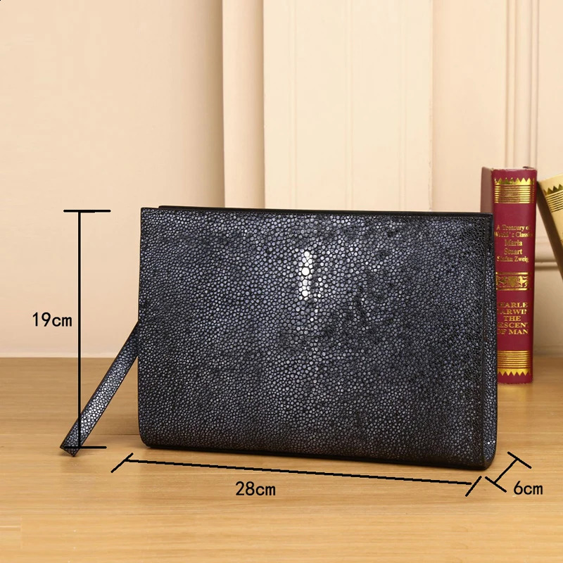 Winter Mens Clutch Bag High-quality Genuine Leather Envelope Clutch Bag Large Capacity Mens Bag 240724