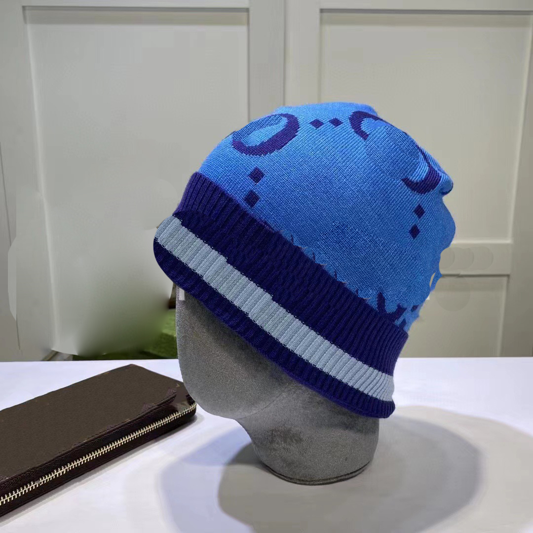 Winter Knit Beanies For Women And Men Designer Fashion Travel Women's Skull Caps