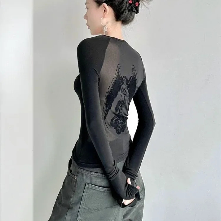 Black Retro Angel Print T-shirt for Women Autumn Fashion Slim Fit Tee Shirt Y2k E-Girl Long Sleeve Bottoming Tops Mujer 240716