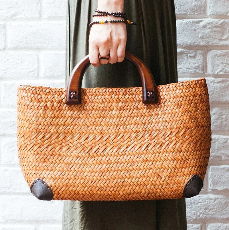 Handmade straw bag retro rattan straw woven handy beach bag simple art weaving bag 250207