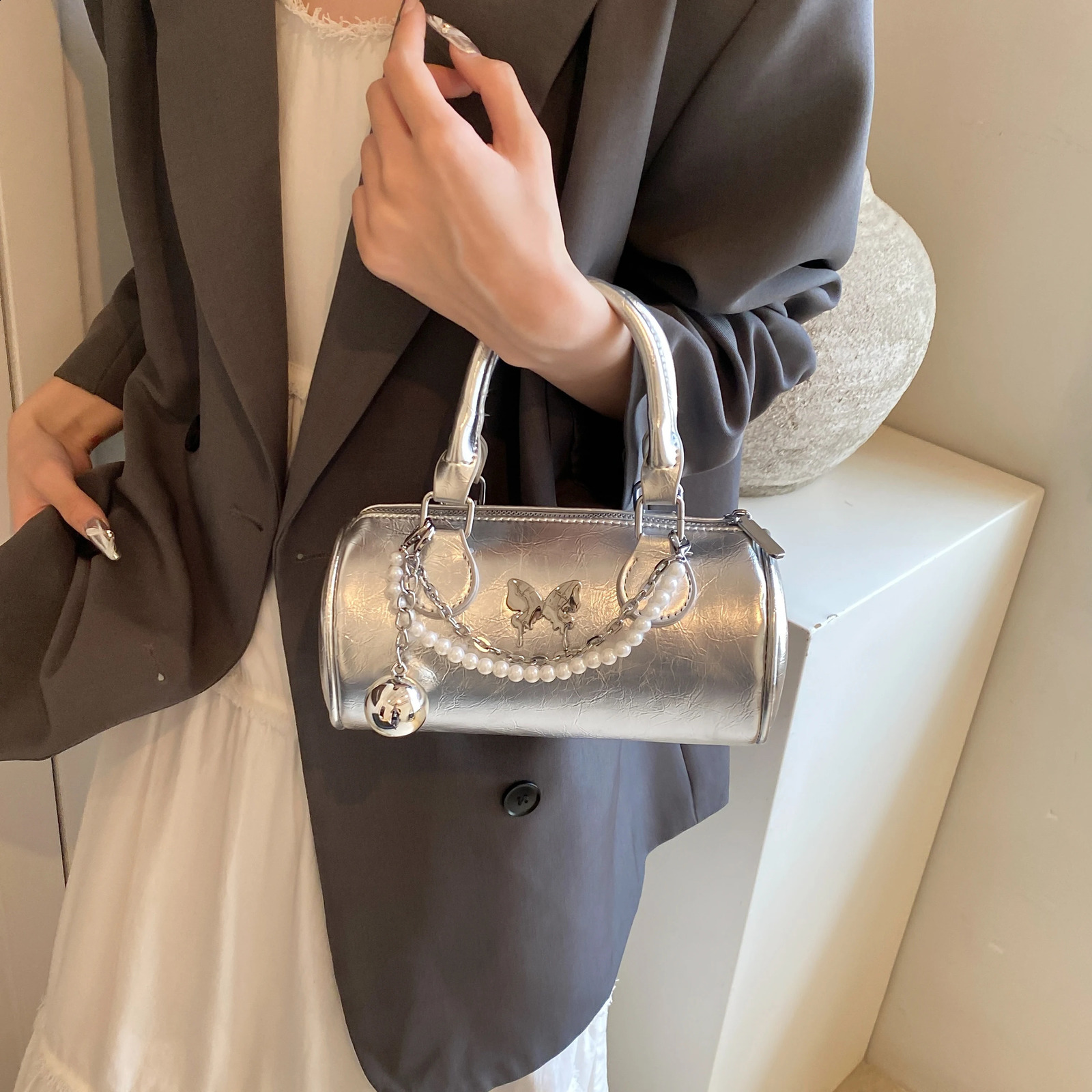 Sliver Handbags Small Women Fashion Packages Beading And Bow Female Bags Lady Gold Shiny Purses Cute Sweet Casual Tote 240724 0458 4