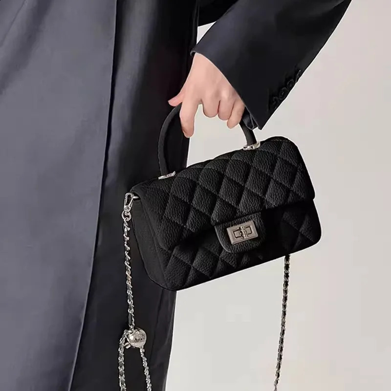 Highend Leather Crossbody Bags for Women Simple Rhombic Sewing Small Square Fashion Flap Ladies Chain Handheld Handbags 240724 c6c9