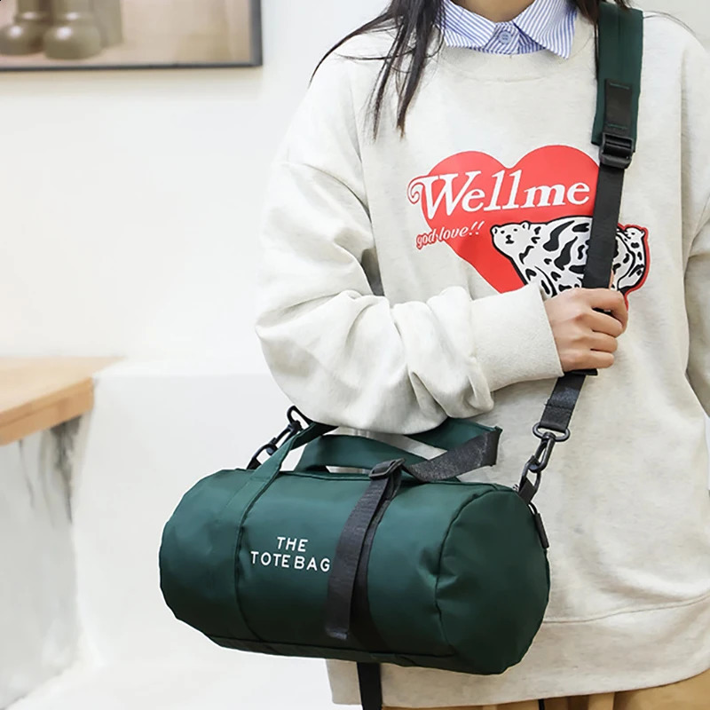 Small Fashion Gym Fitness Bag for Women Yoga Sports Travel Luggage Weekender Mini WomenS Handbag Female Shoulder Duffle Bag 240722