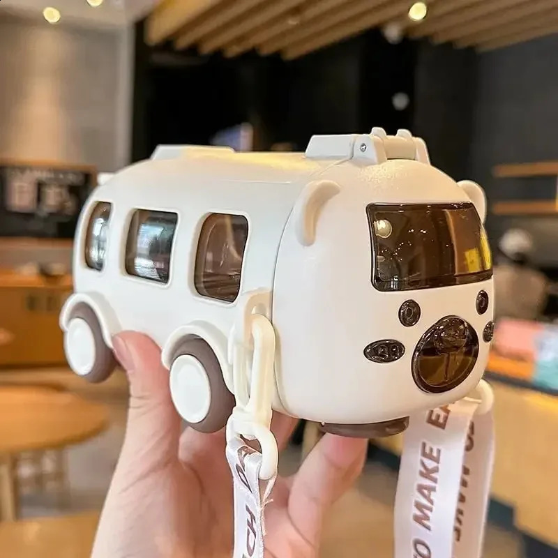 500ml Cute Bear Portable Water Bottle With Shoulder Strap Kid Car Straw Water Cup Bus Shape Childrens Water Bottle Drinking Cup 240725