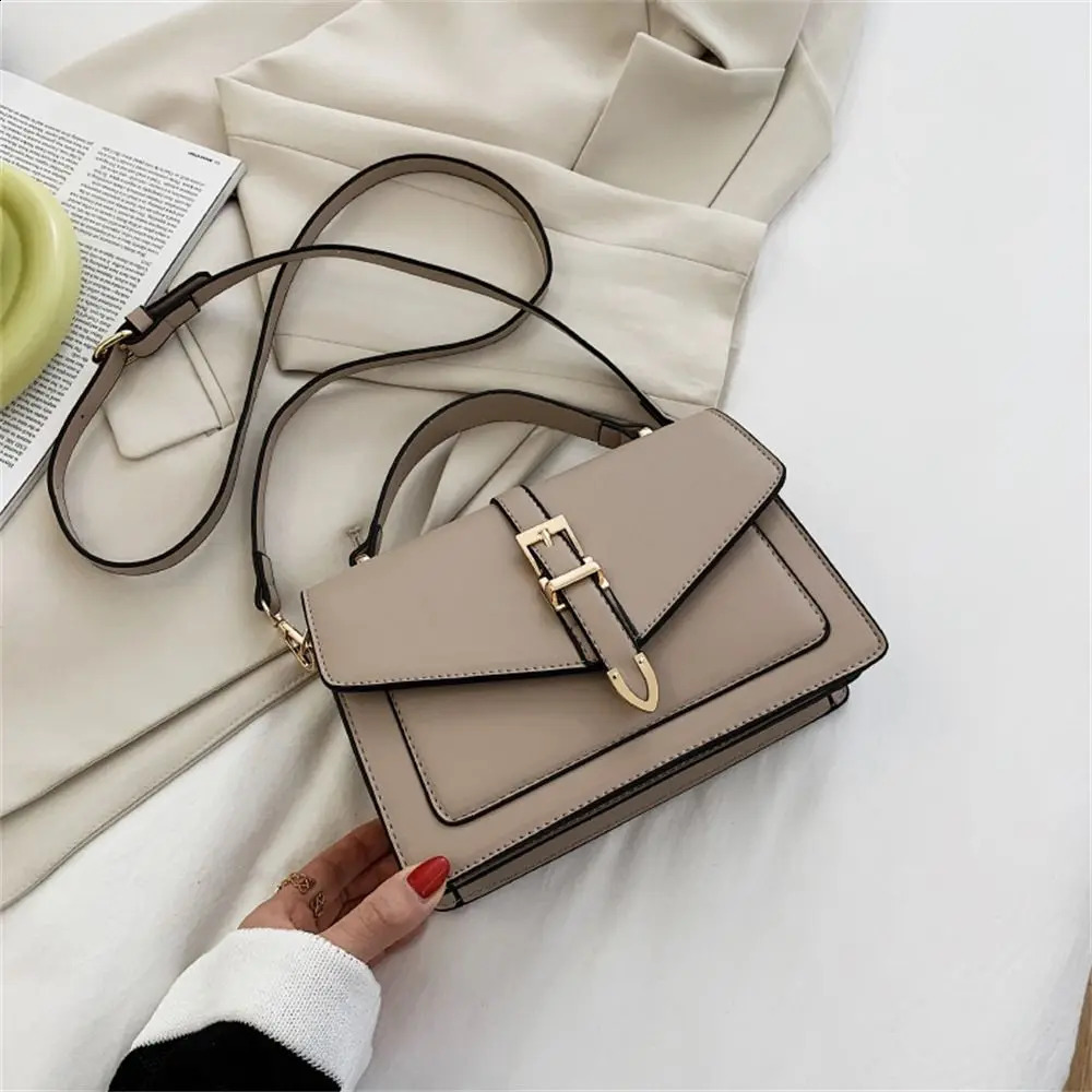 Womens fashionable PU leather messenger shoulder bag womens solid color simple cross body bag fashionable handbag casual handbag 240904