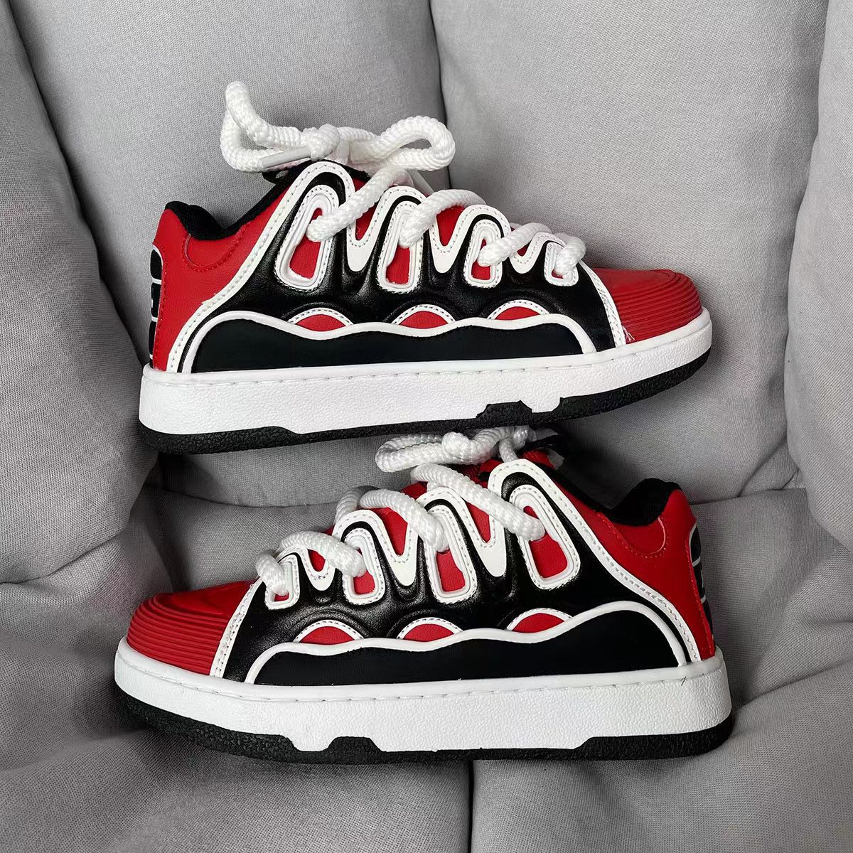 Men's and women's color blocked low cut casual skateboard shoes