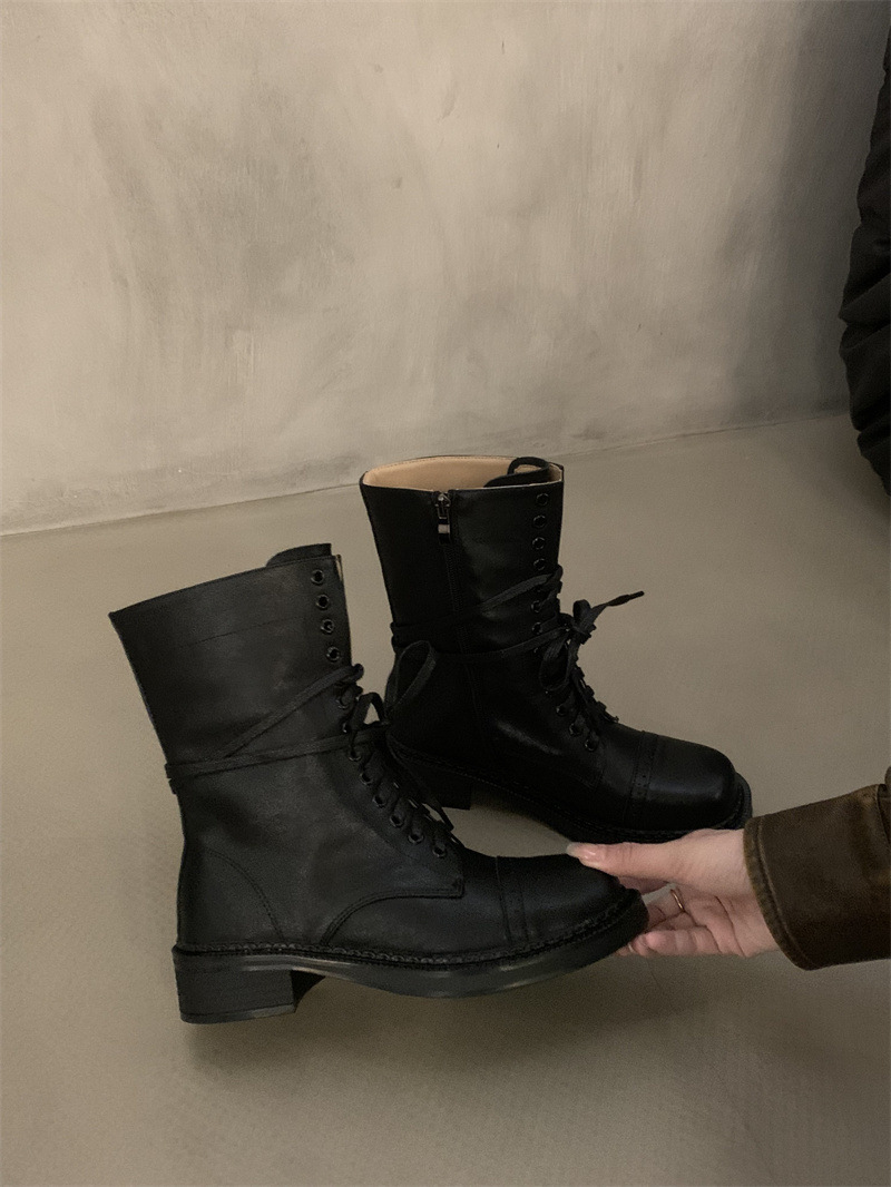 Designer Shoes In Black And White Women Boots Handsome Round Toe Trendy Versatile Fashion Wear Free Shipping