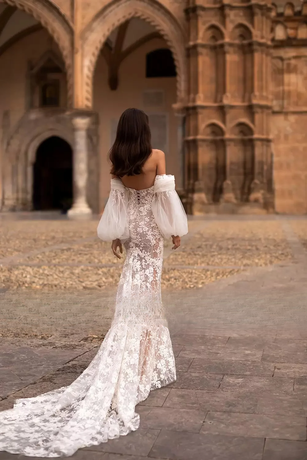 Osquernovia Exquisite Wedding Dresses for Mariages Lantern Sleeves Appliques Strapless Trumpet Lace Up Chapel Train