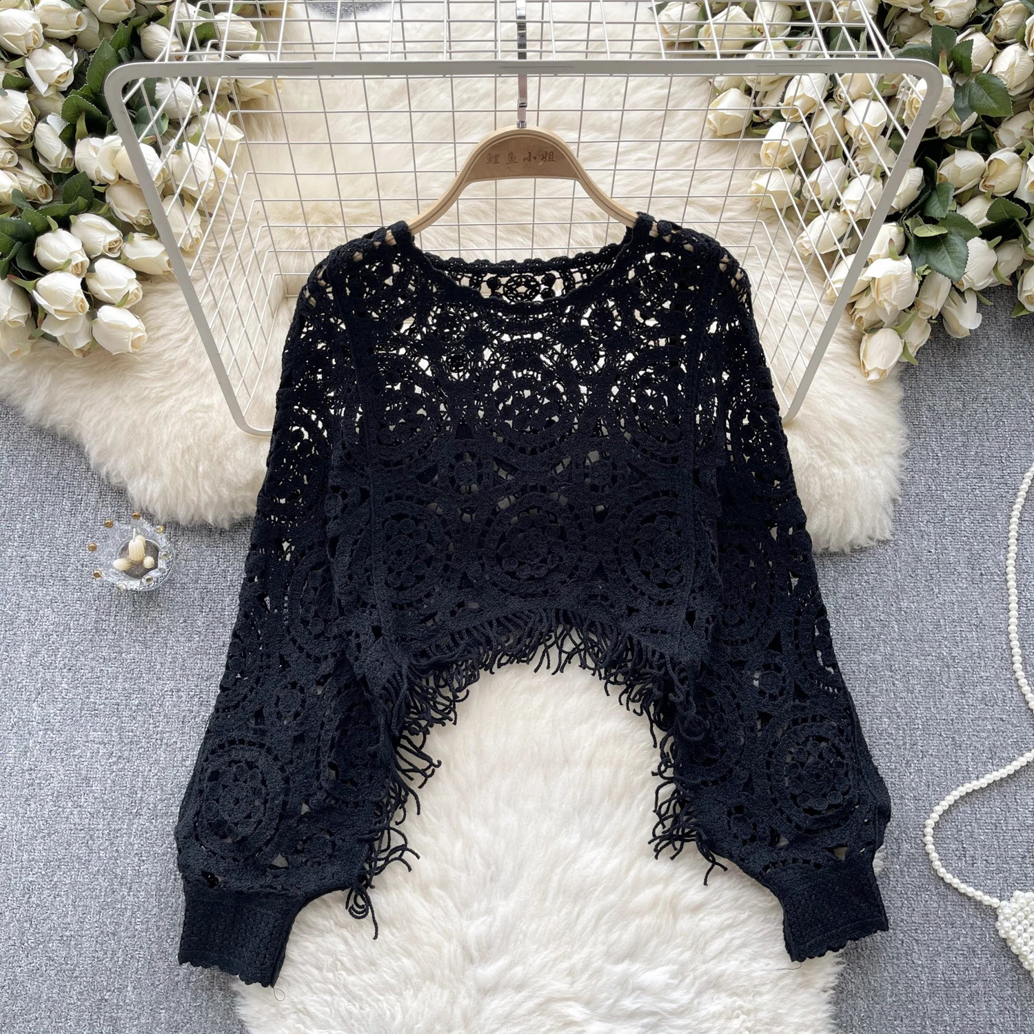 Chic Floral Crochet Vintage Hollow Tassel Capes Blouse Long Sleeve Korean Fashion Tops Sexy Elegant Autumn Women Pullover Y2k 240725