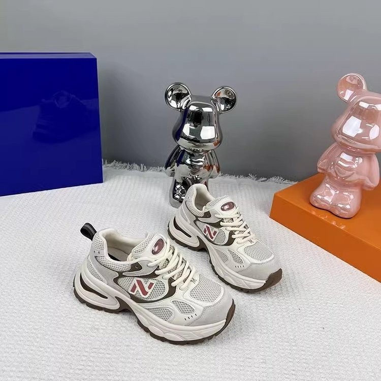 breathable sports for children Mesh 2024 new spring and autumn Korean version lightweight soft thick sole student moral training casual shoes Lhshoe