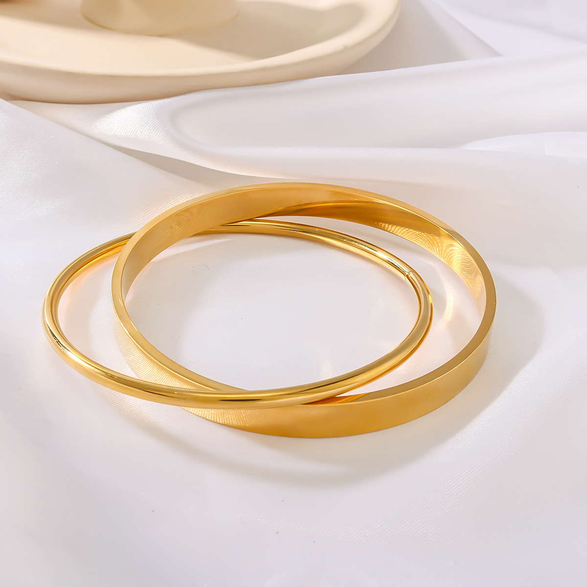 2024 Simple Fashion Ins Top Sell Double Bangles Vintage Jewelry Stainless steel 18K Gold Fill High Quality Party Women Irregular Smooth OL Bracelet Fo