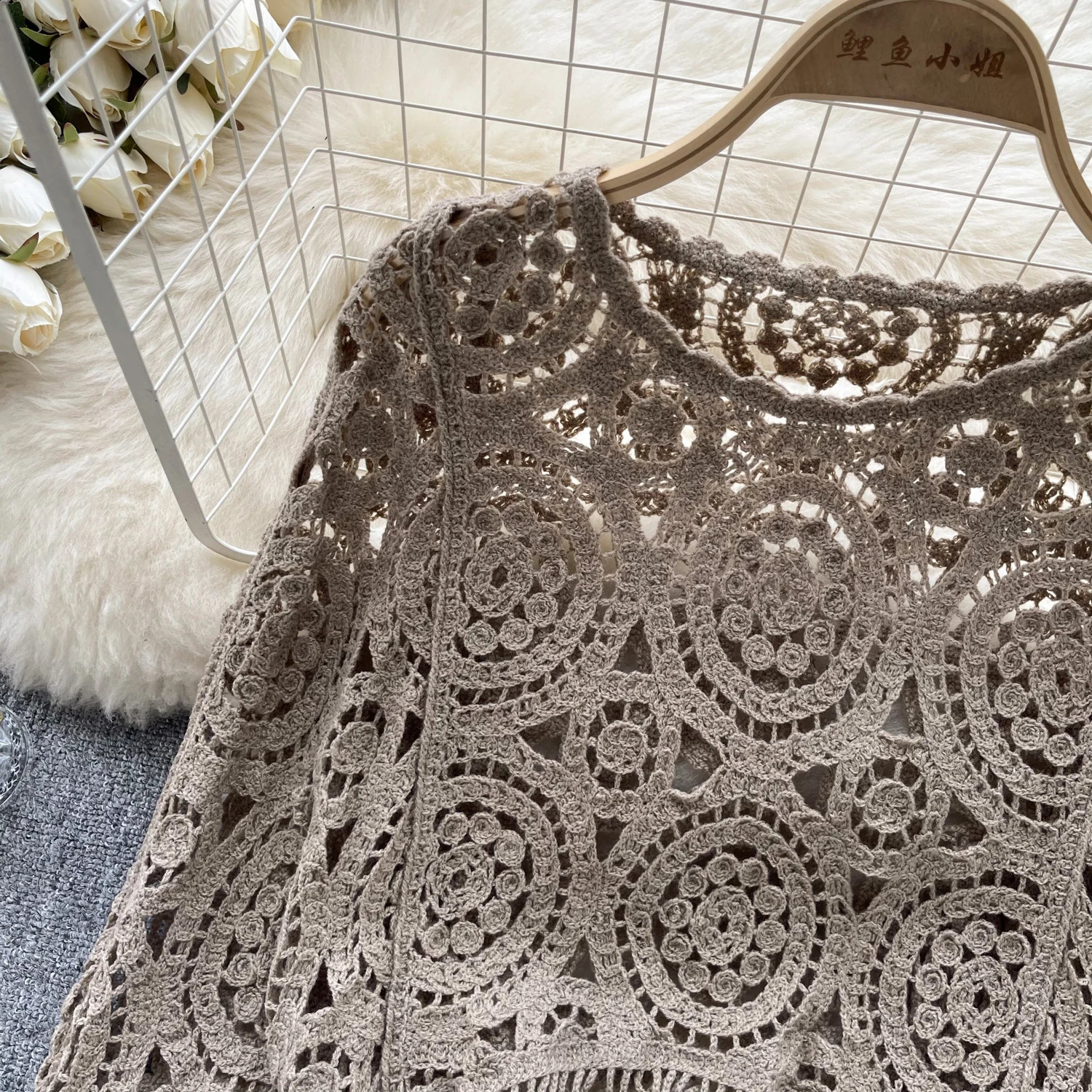 Chic Floral Crochet Vintage Hollow Tassel Capes Blouse Long Sleeve Korean Fashion Tops Sexy Elegant Autumn Women Pullover Y2k 240725