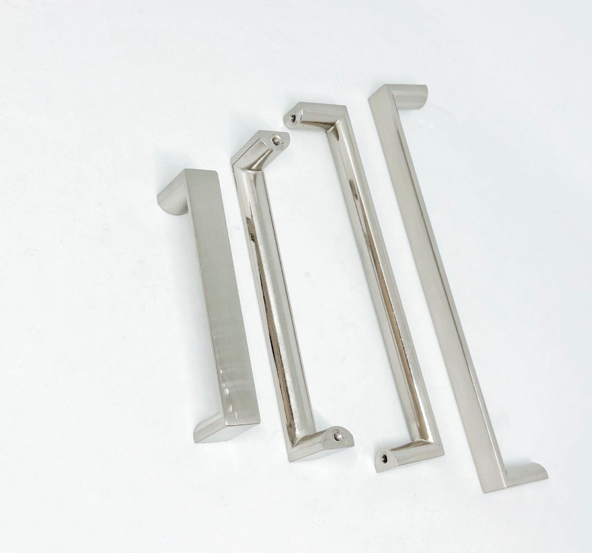 Cabinet door handle modern and simple Nordic fashion windbreaker cabinet European drawer zinc alloy handle kitchen door cabinet handle cabinet furnitu
