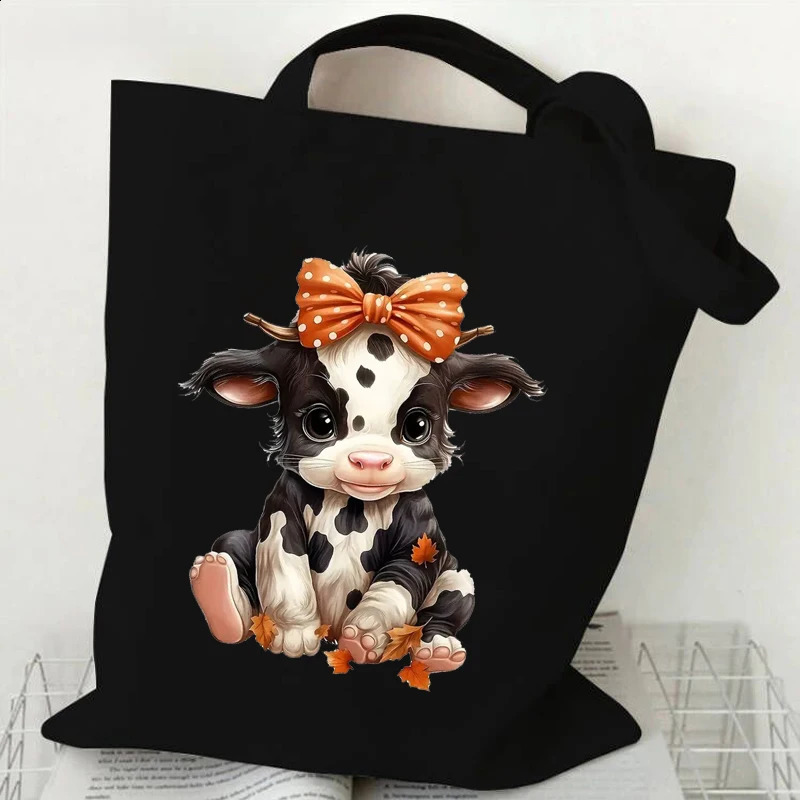 Cute Cow Print Canvas Tote Bag Womens Large Capacity Beach Shoulder Bag Student Casual Travel Shopping Bags Cartoon Cow Handbag 240724